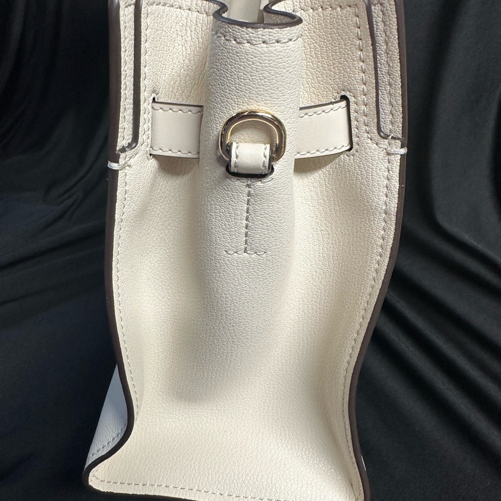 Michael Kors satchel - Picture 5 of 7